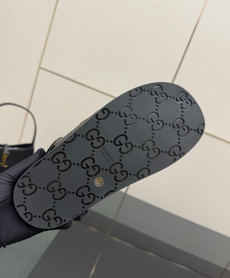 Gucci Women's Sandals With Double G