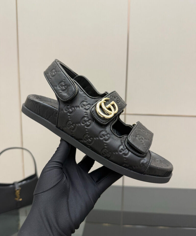 Gucci Women's Sandals With Double G