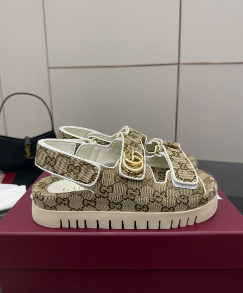 Gucci Women s Sandals With Double G Apricot