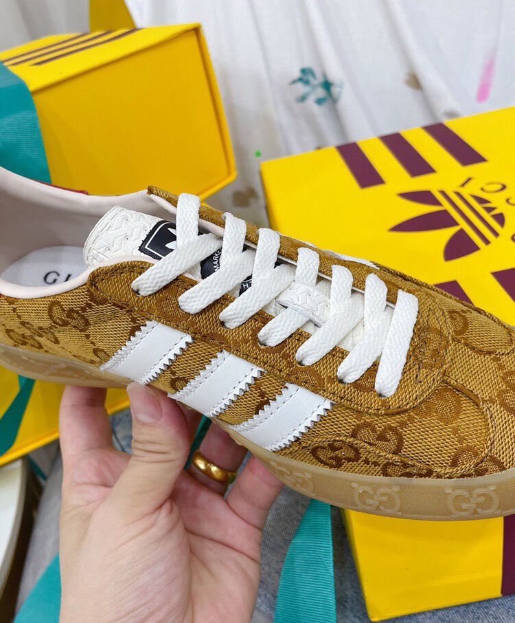 Gucci x Adidas Unisex Gazelle Sneaker Apricot