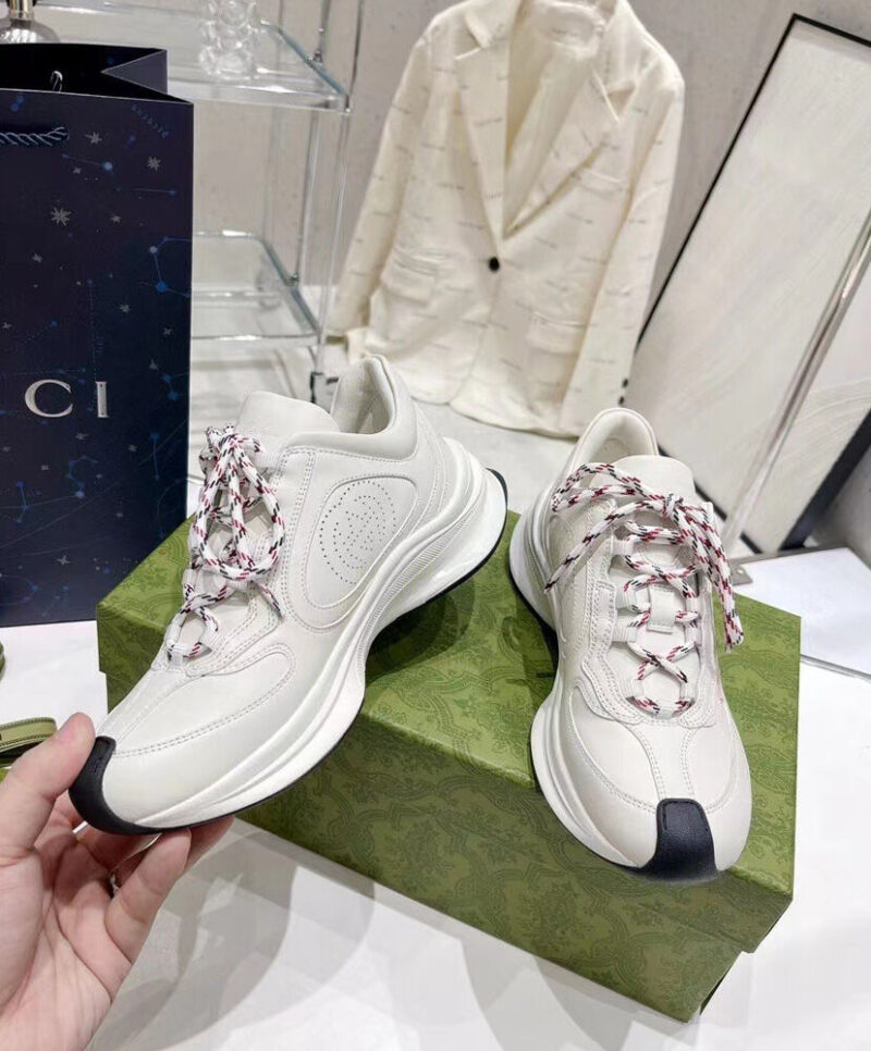 Gucci Unisex Run Sneaker 734904 Cream