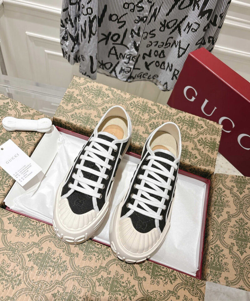 Gucci Women's Chunky Sneaker