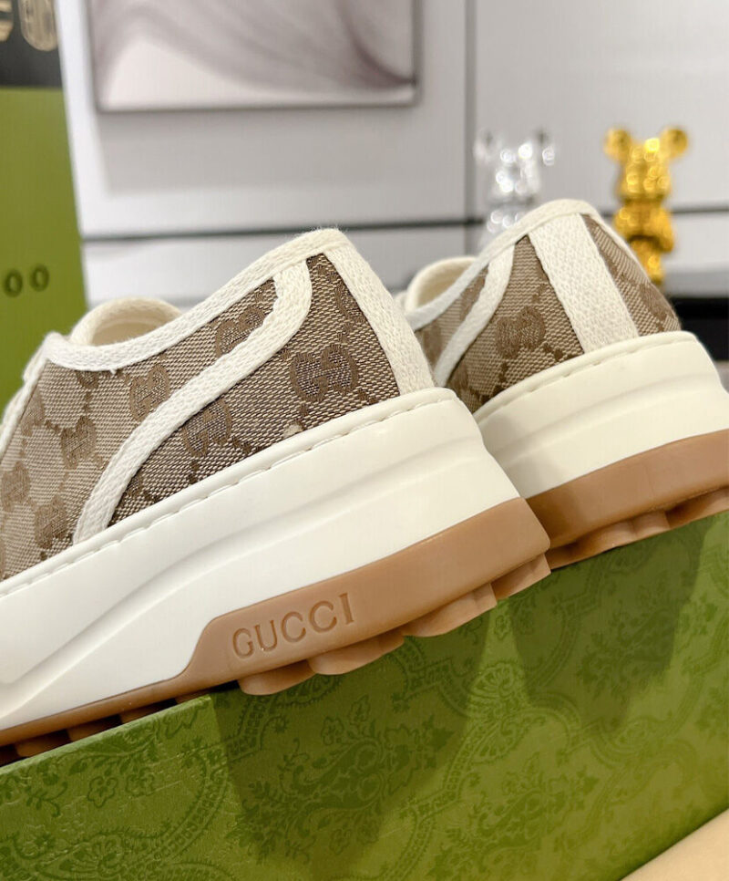 Gucci Women's GG Trainer 7467662 Cream