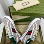 Gucci Unisex Tennis 1977 Jumbo GG Sneaker 725879 Purple