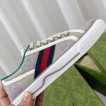 Gucci Unisex Tennis 1977 Jumbo GG Sneaker 725879 Purple