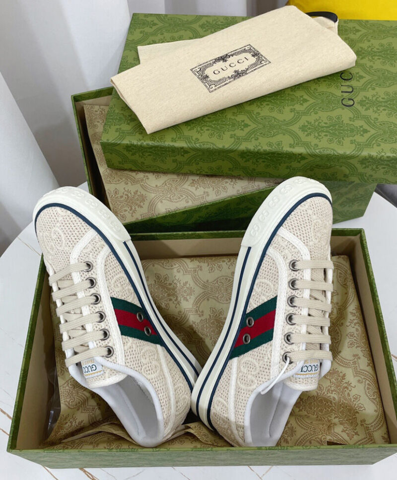 Gucci Unisex Tennis 1977 Sneaker 742022 Cream