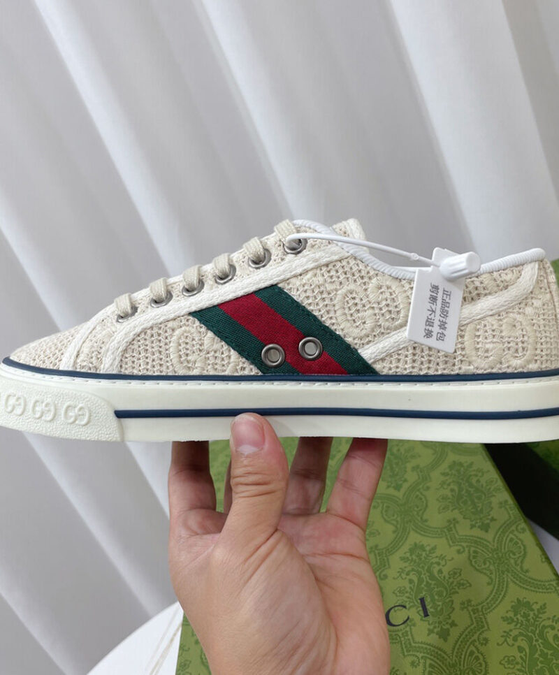 Gucci Unisex Tennis 1977 Sneaker 742022 Cream