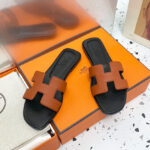 Hermes Women's Oran Sandal Coffee
