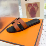 Hermes Women's Oran Sandal Coffee