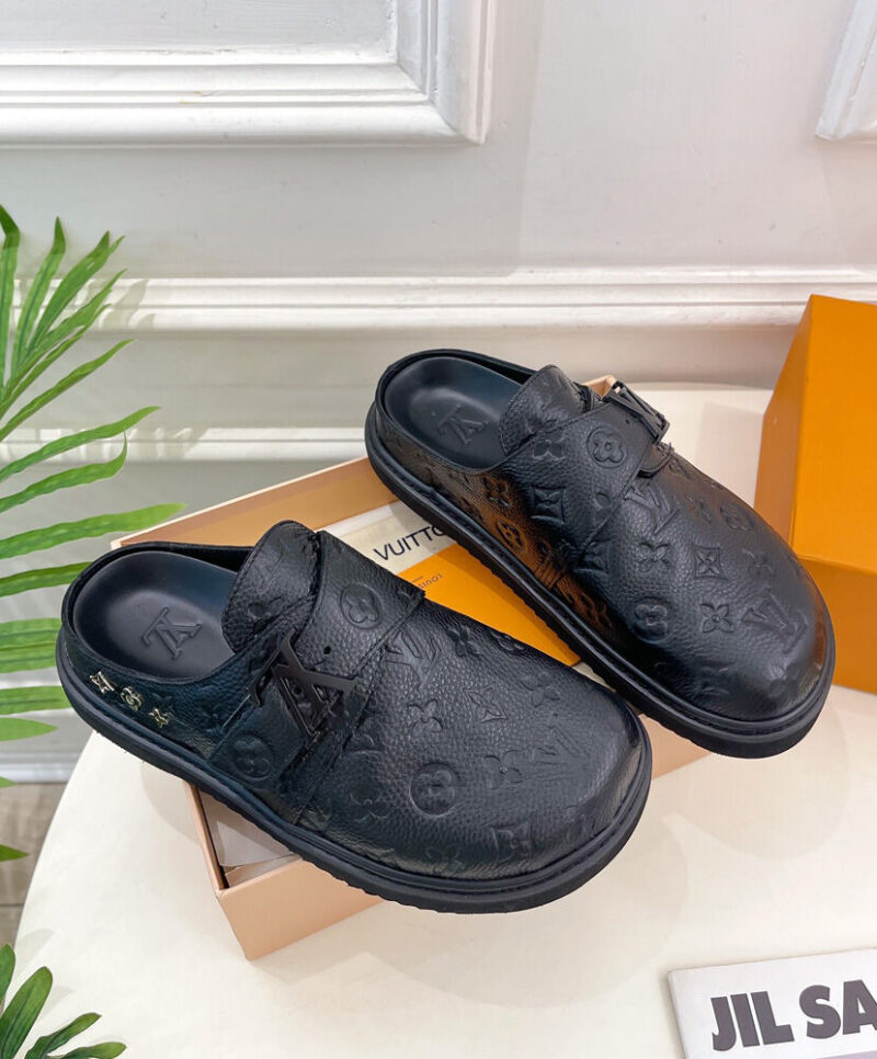 Louis Vuitton Unisex Mule LV EASY 1AA0CA Black