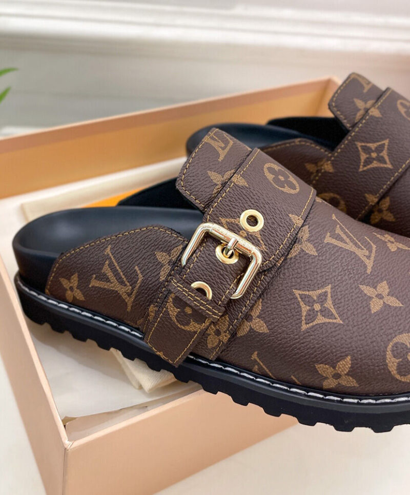 Louis Vuitton Unisex LV Cosy Flat Comfort Clogs 1AAW6S Brown
