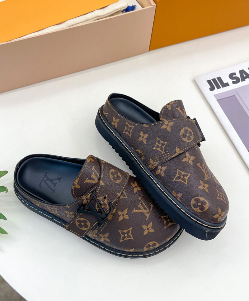 Louis Vuitton Unisex LV Easy Mule 1ABFDF Brown