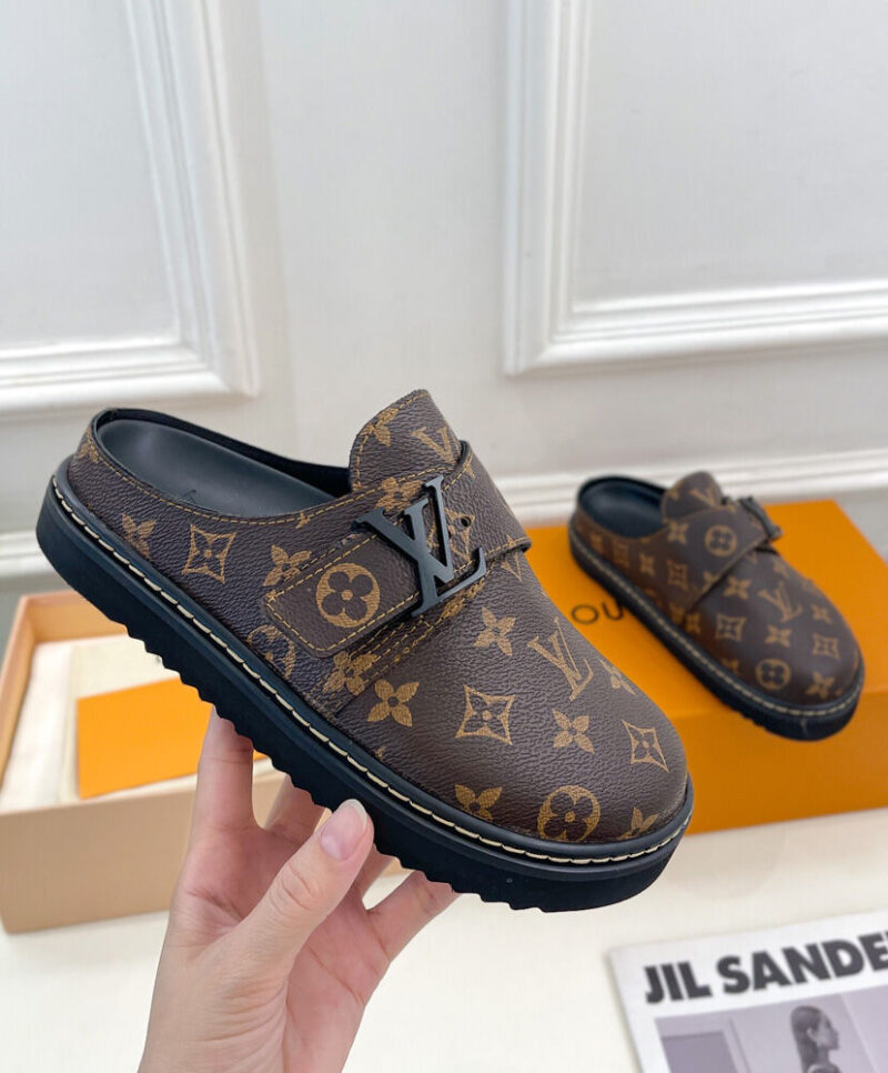 Louis Vuitton Unisex LV Easy Mule 1ABFDF Brown