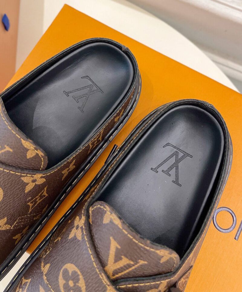 Louis Vuitton Unisex LV Easy Mule 1ABFDF Brown