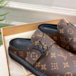 Louis Vuitton Unisex LV Easy Mule 1ABFDF Brown
