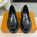 Louis Vuitton Women's LV Record Loafer 1AC9ID Black