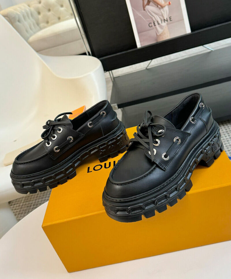 Louis Vuitton Women's LV Record Boat Shoe 1ADAJI Black