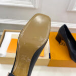 Louis Vuitton Women's Swing Pump Black
