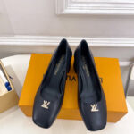 Louis Vuitton Women's Swing Pump Black