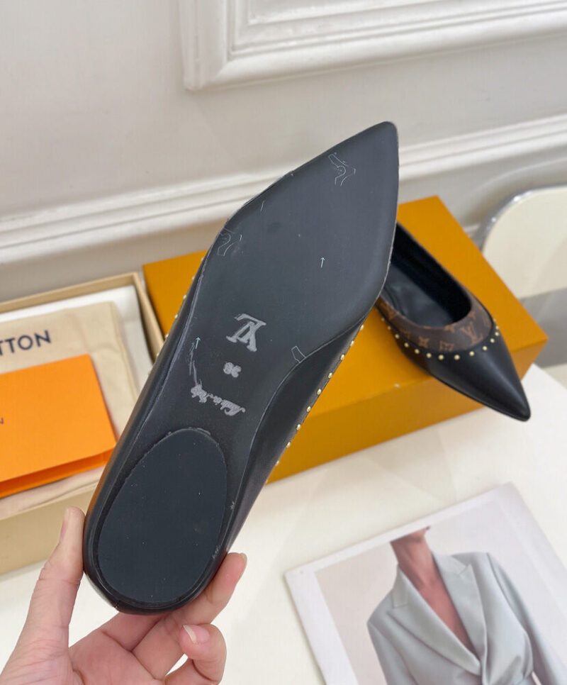 Louis Vuitton Women's Signature Flat Ballerina