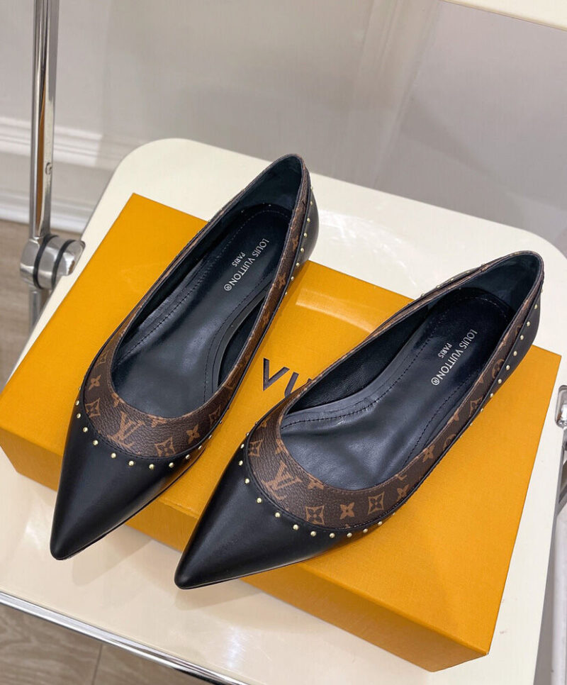 Louis Vuitton Women's Signature Flat Ballerina