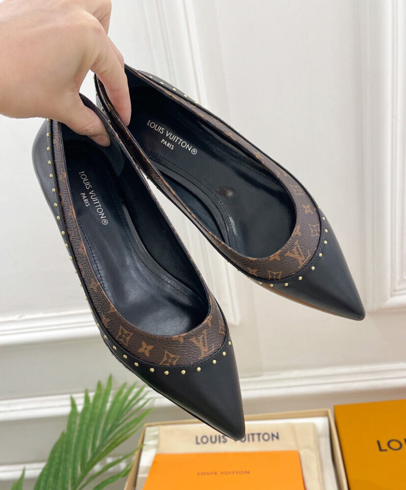 Louis Vuitton Women's Signature Flat Ballerina
