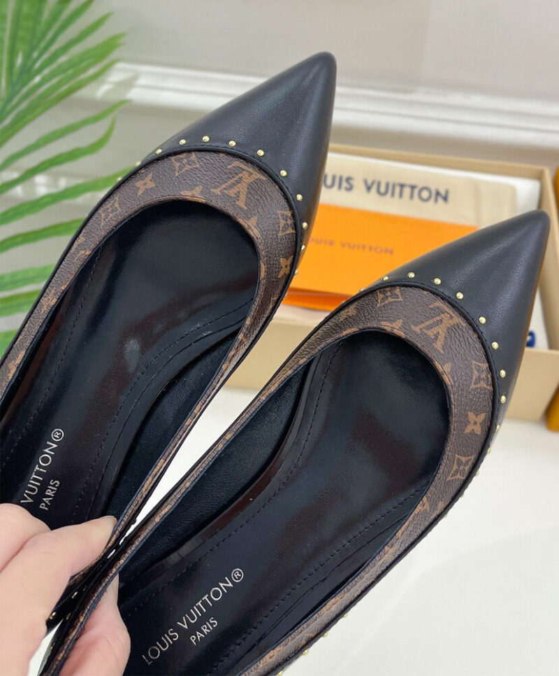Louis Vuitton Women's Signature Flat Ballerina