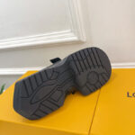 Louis Vuitton Women's LV Archlight 2.0 Platform Loafer 1ABIJS Black