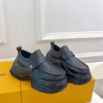 Louis Vuitton Women's LV Archlight 2.0 Platform Loafer 1ABIJS Black