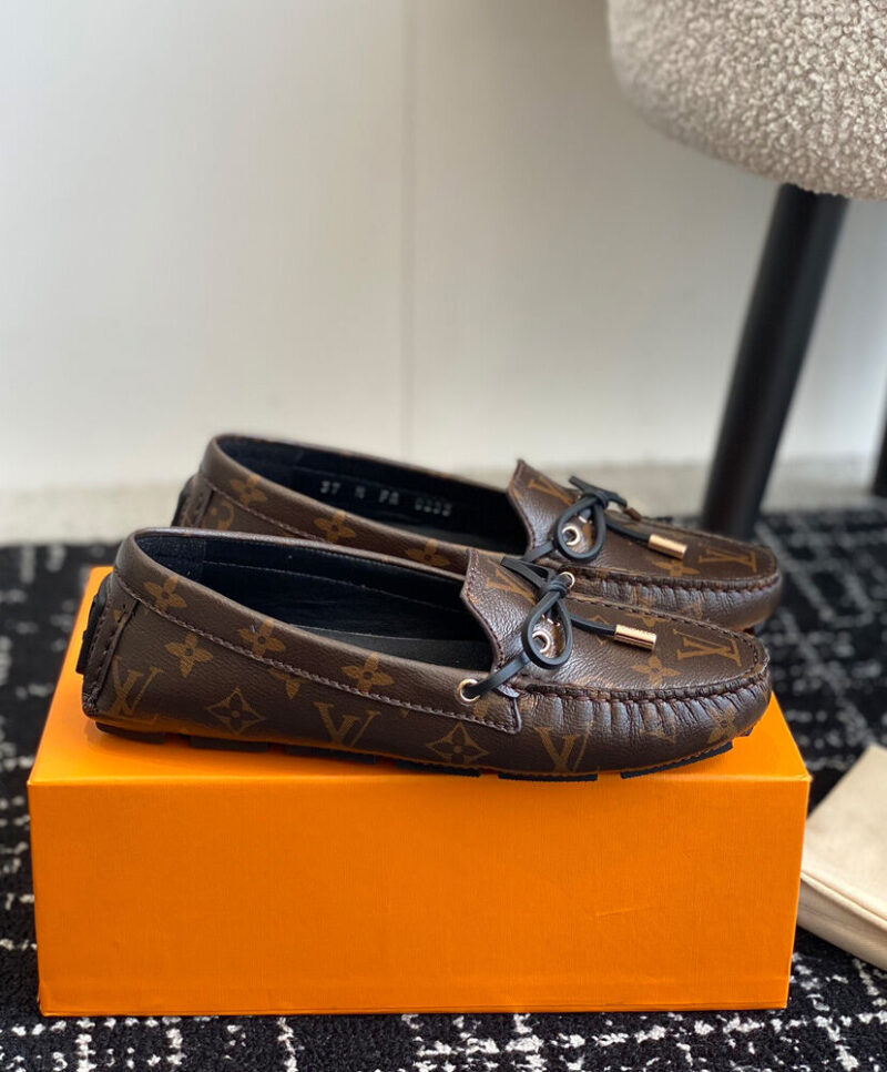 Louis Vuitton Women's Gloria Flat Loafer 1ABUZO Brown