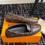 Louis Vuitton Women's Gloria Flat Loafer 1ABUZO Brown