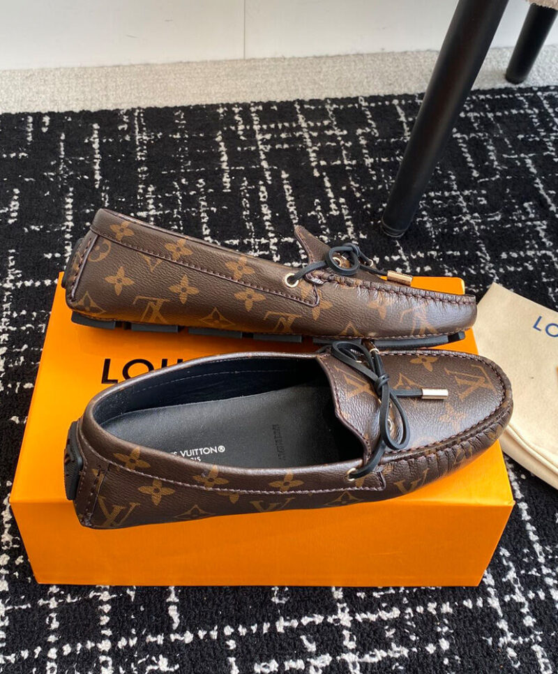 Louis Vuitton Women's Gloria Flat Loafer 1ABUZO Brown