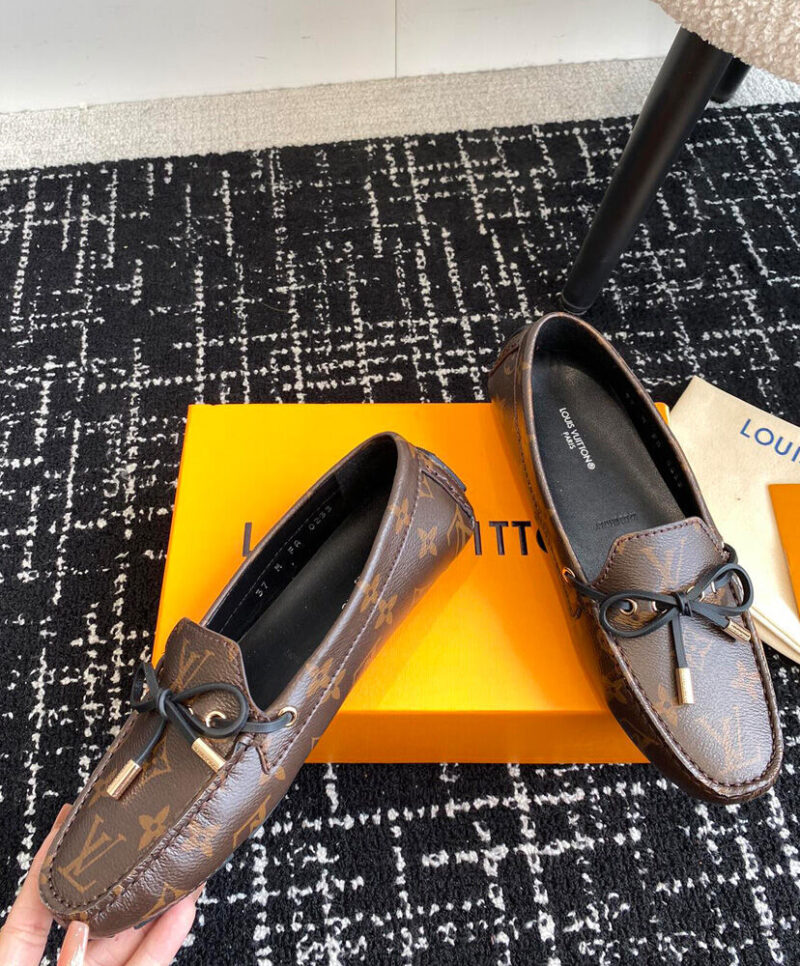 Louis Vuitton Women's Gloria Flat Loafer 1ABUZO Brown