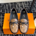 Louis Vuitton Women's Gloria Flat Loafer 1ABV2R Brown