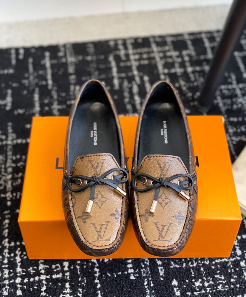 Louis Vuitton Women's Gloria Flat Loafer 1ABV2R Brown