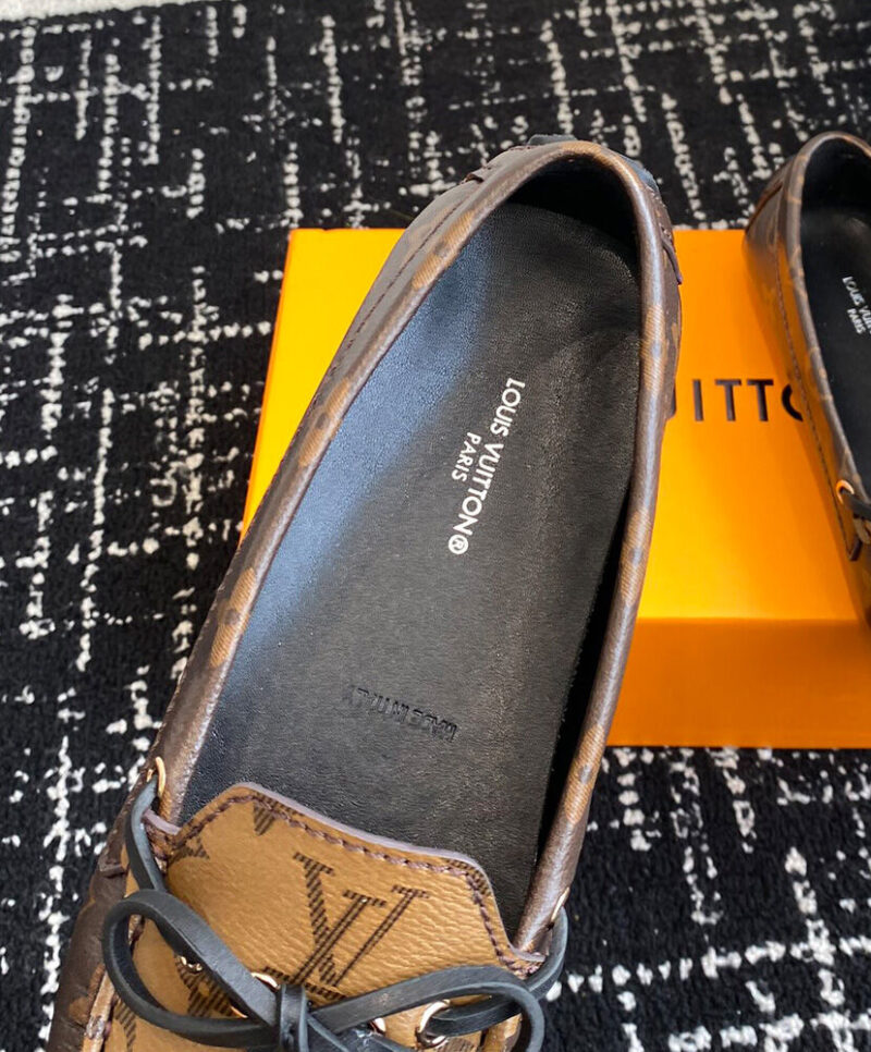 Louis Vuitton Women's Gloria Flat Loafer 1ABV2R Brown