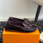 Louis Vuitton Women's Gloria Flat Loafer 1ABVD5 Mauve