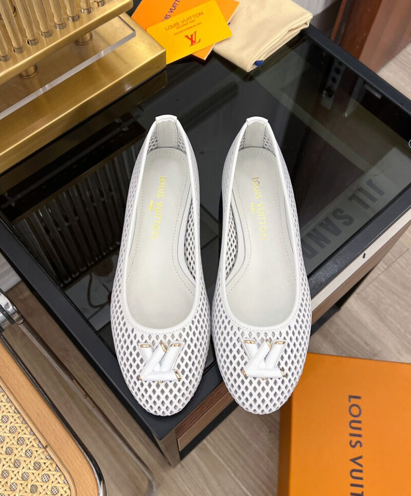 Louis Vuitton Women's Shake Flat Ballerina