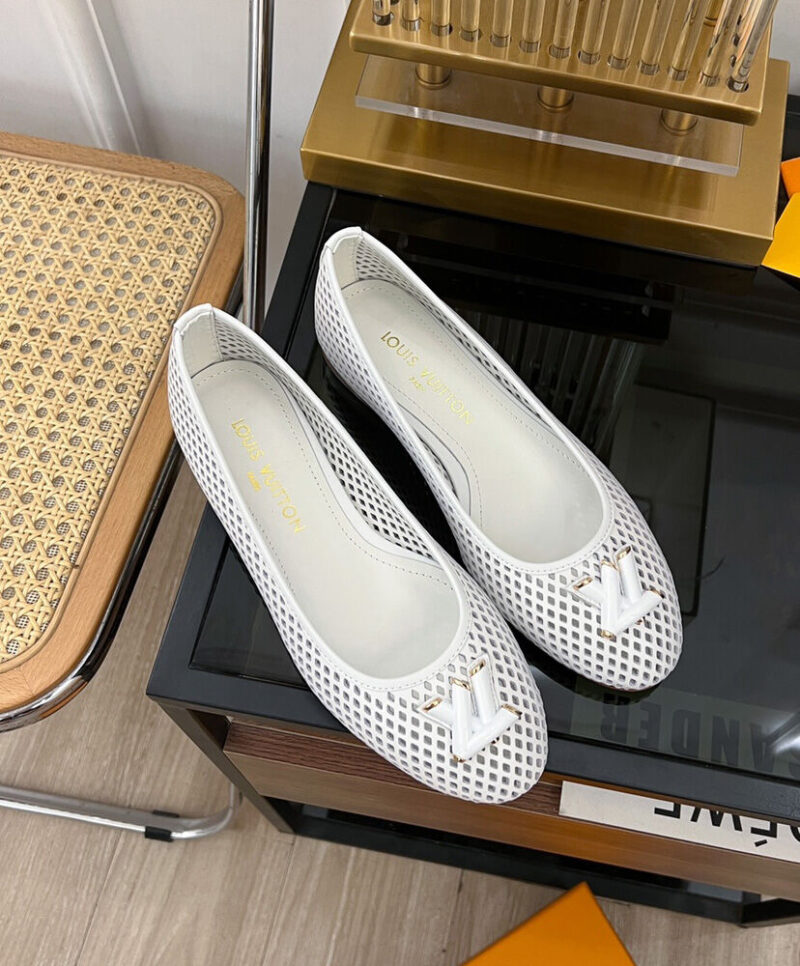Louis Vuitton Women's Shake Flat Ballerina