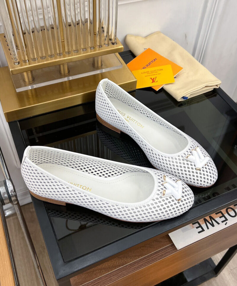 Louis Vuitton Women's Shake Flat Ballerina