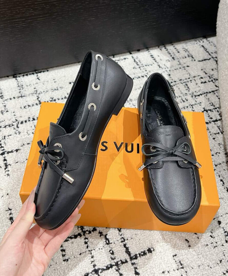 Louis Vuitton Women's Soho Flat Boat Shoe 1AGWBC 1AGWCE