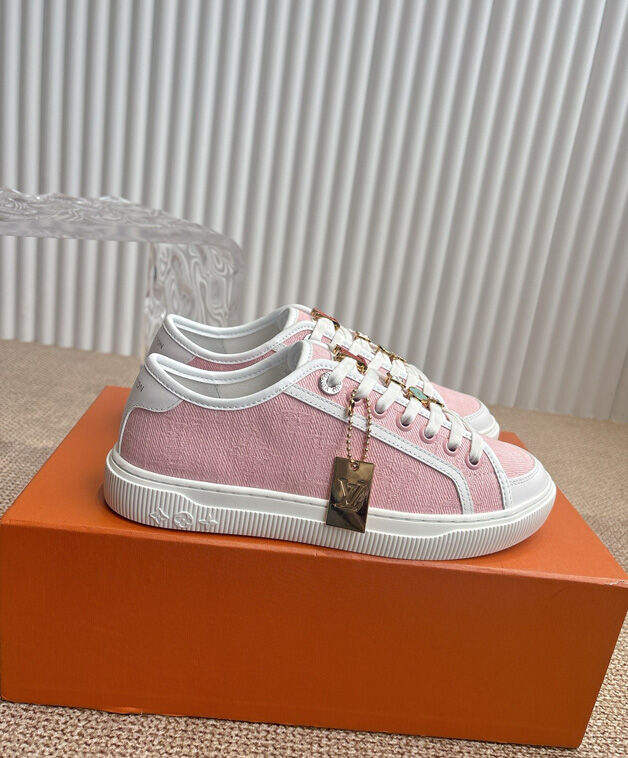 Louis Vuitton Women's Lagoon Sneaker