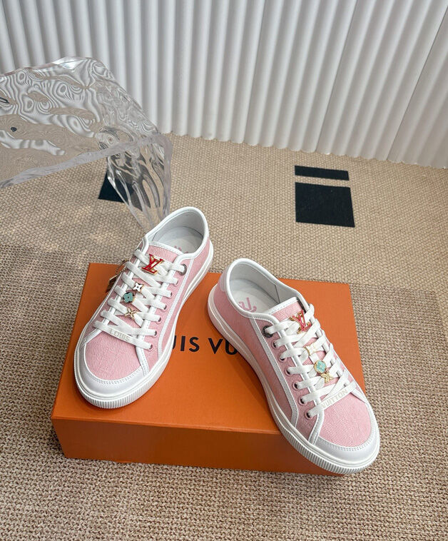 Louis Vuitton Women's Lagoon Sneaker