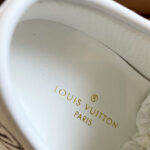 Louis Vuitton Women's LV Squad Trainers 1A9RO1 1A941W