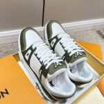 Louis Vuitton Unisex LV Trainer Sneaker 1ABLUR 1ABLVB 1ABLVV