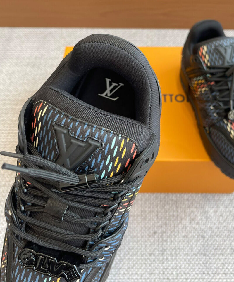 Louis Vuitton Unisex LV Trainer Maxi Sneaker 1ACR0U 1ACR19