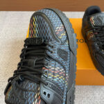 Louis Vuitton Unisex LV Trainer Maxi Sneaker 1ACR0U 1ACR19