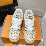 Louis Vuitton Unisex LV Trainer Sneaker 1ACXBV 1ACXC2