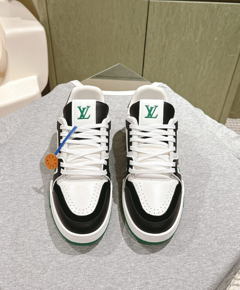 Louis Vuitton Unisex LV Trainer Sneaker 1ADDXZ 1ADDZ1 1ADDZK 1ADE03