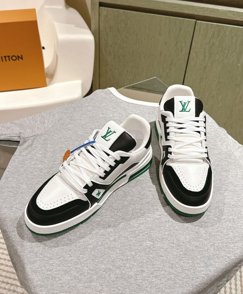 Louis Vuitton Unisex LV Trainer Sneaker 1ADDXZ 1ADDZ1 1ADDZK 1ADE03